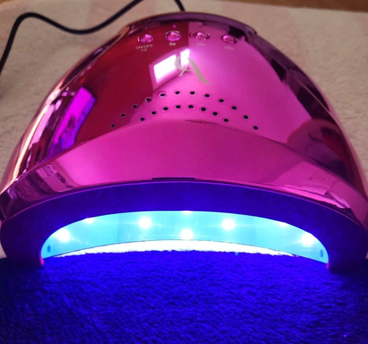 Lampe LED ongles maison ambiance