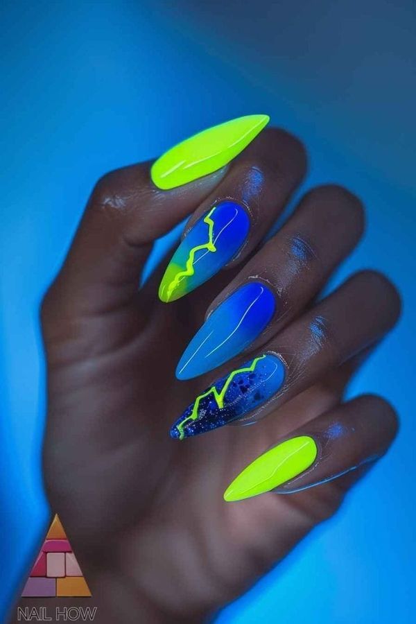 ongles fluo ete