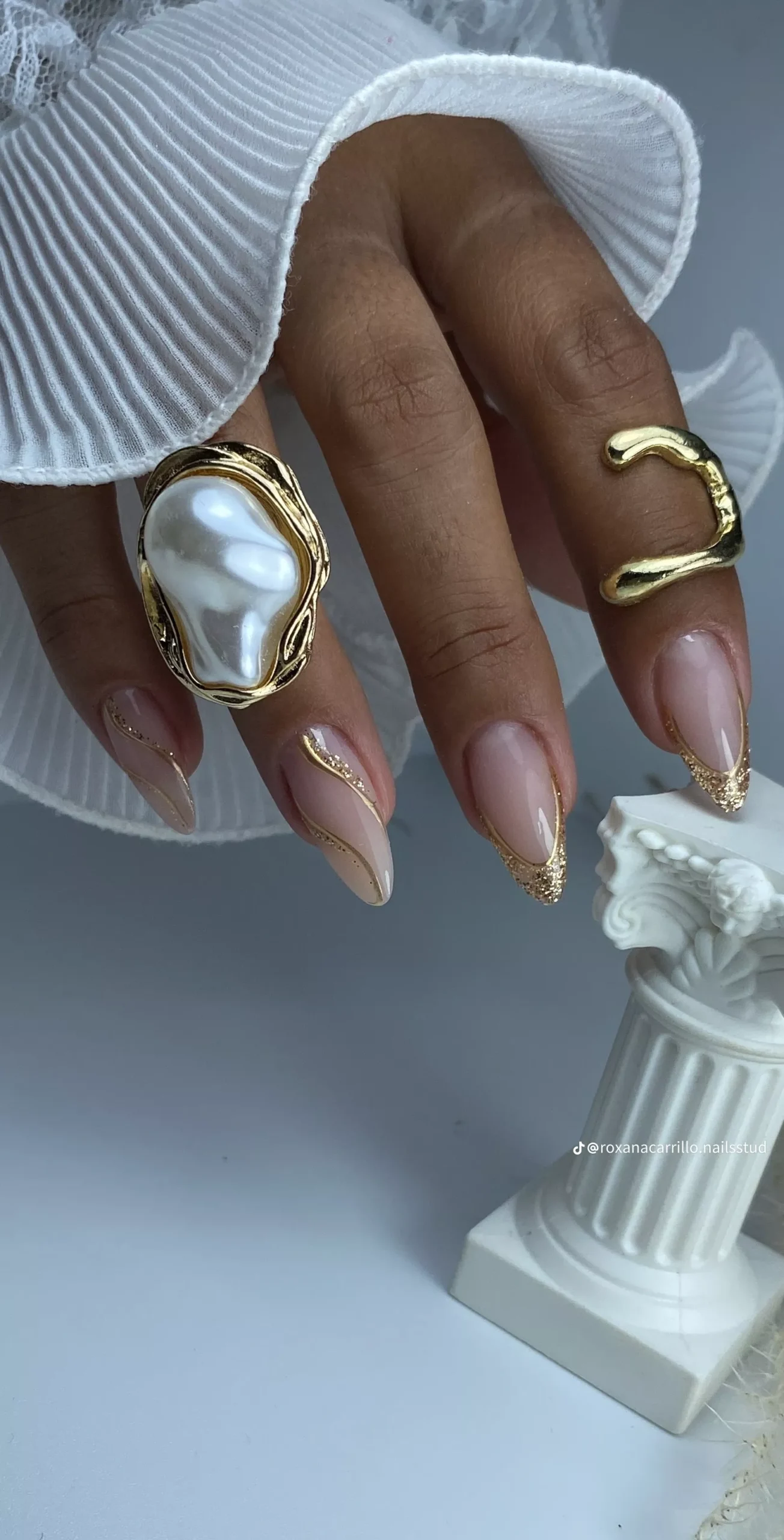 Ongles mariage élégants