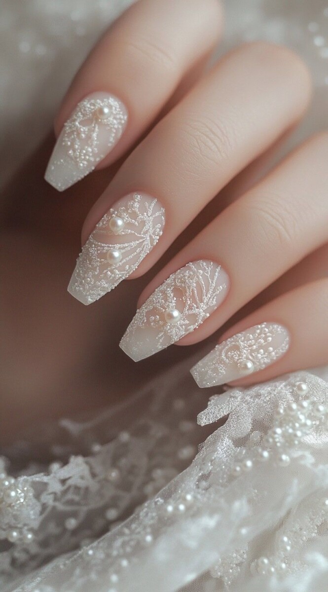 Ongles mariage élégants