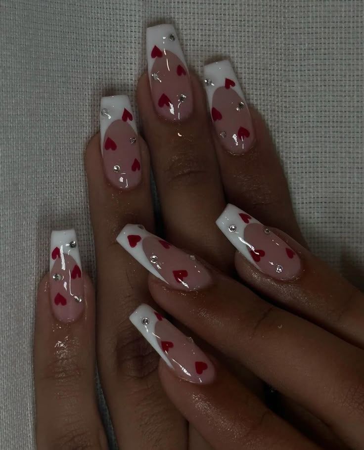 Ongles Saint-Valentin rouges