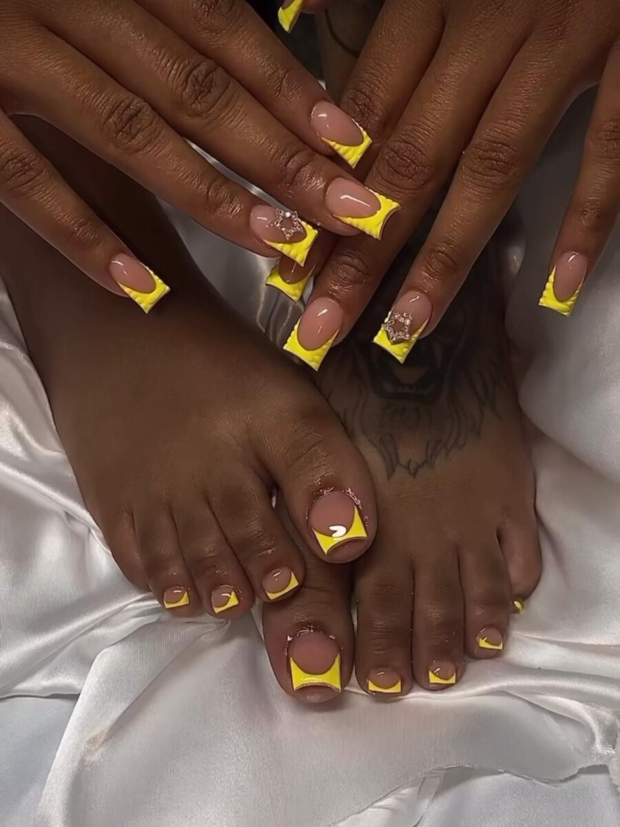 ongle fluo été