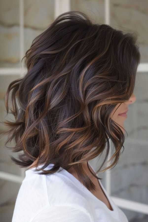 carré balayage brune