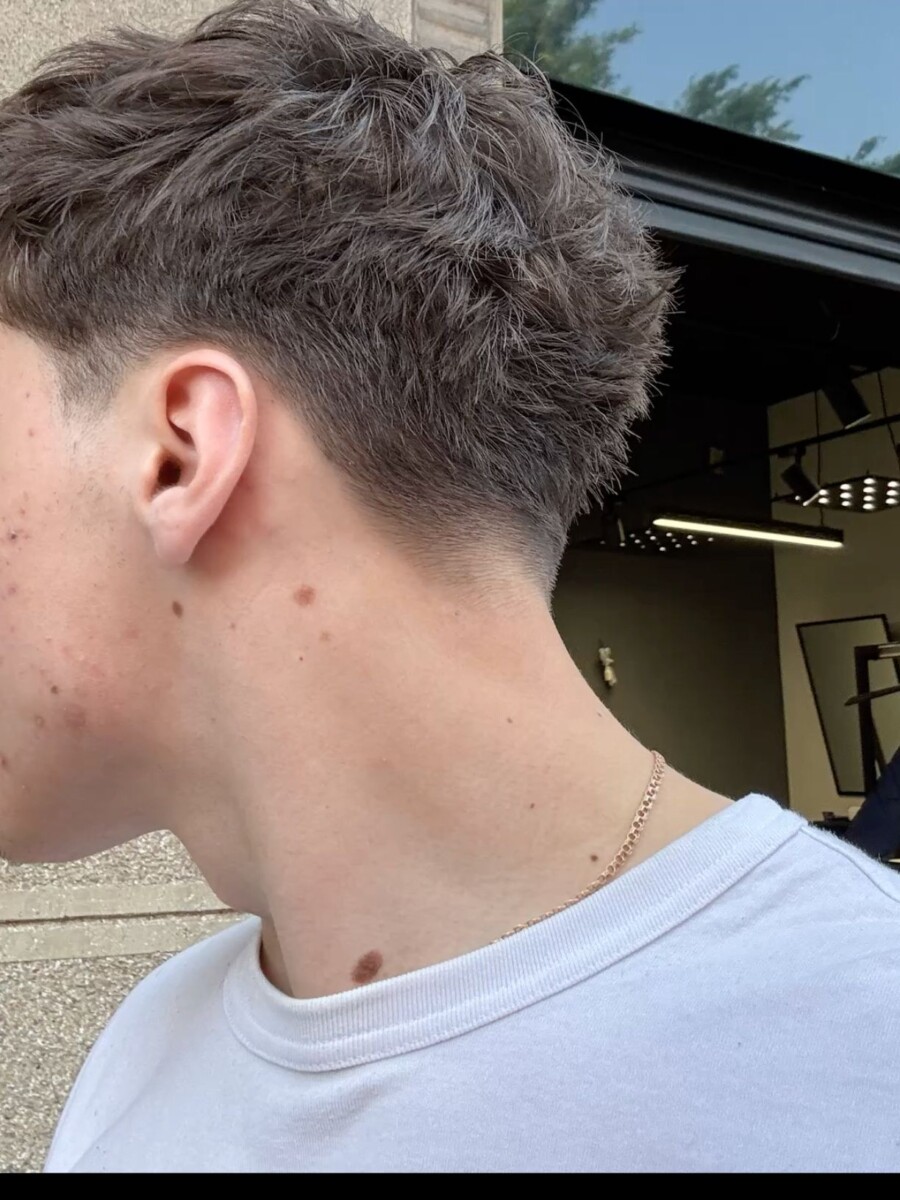 taper bas cheveux court