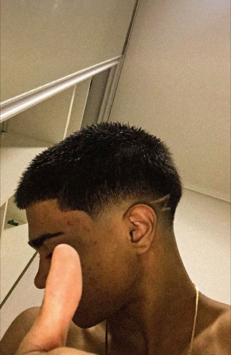 buzzcut homme